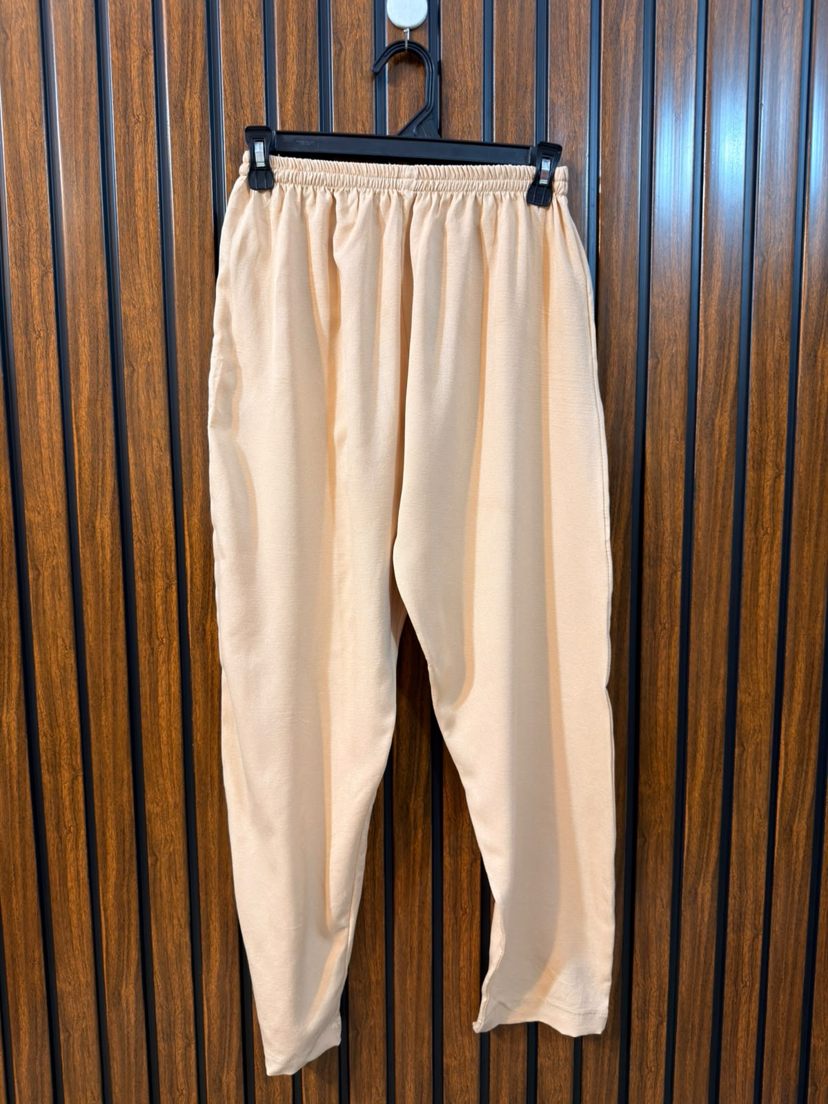 Waist 26  Length 34  Fabric Rayon Women’s Modern Trouser