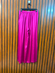 Waist 32  Length 38  Fabric Silk Women’s Signature Trouser