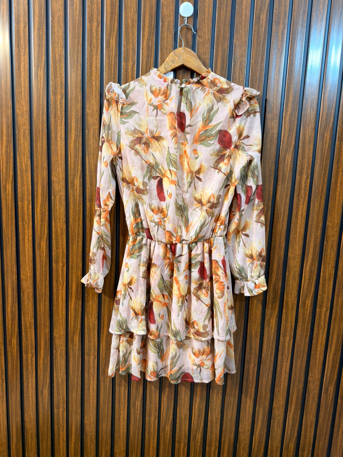 Chest 18  Length 35  Fabric Chiffon Women’s Casual Top