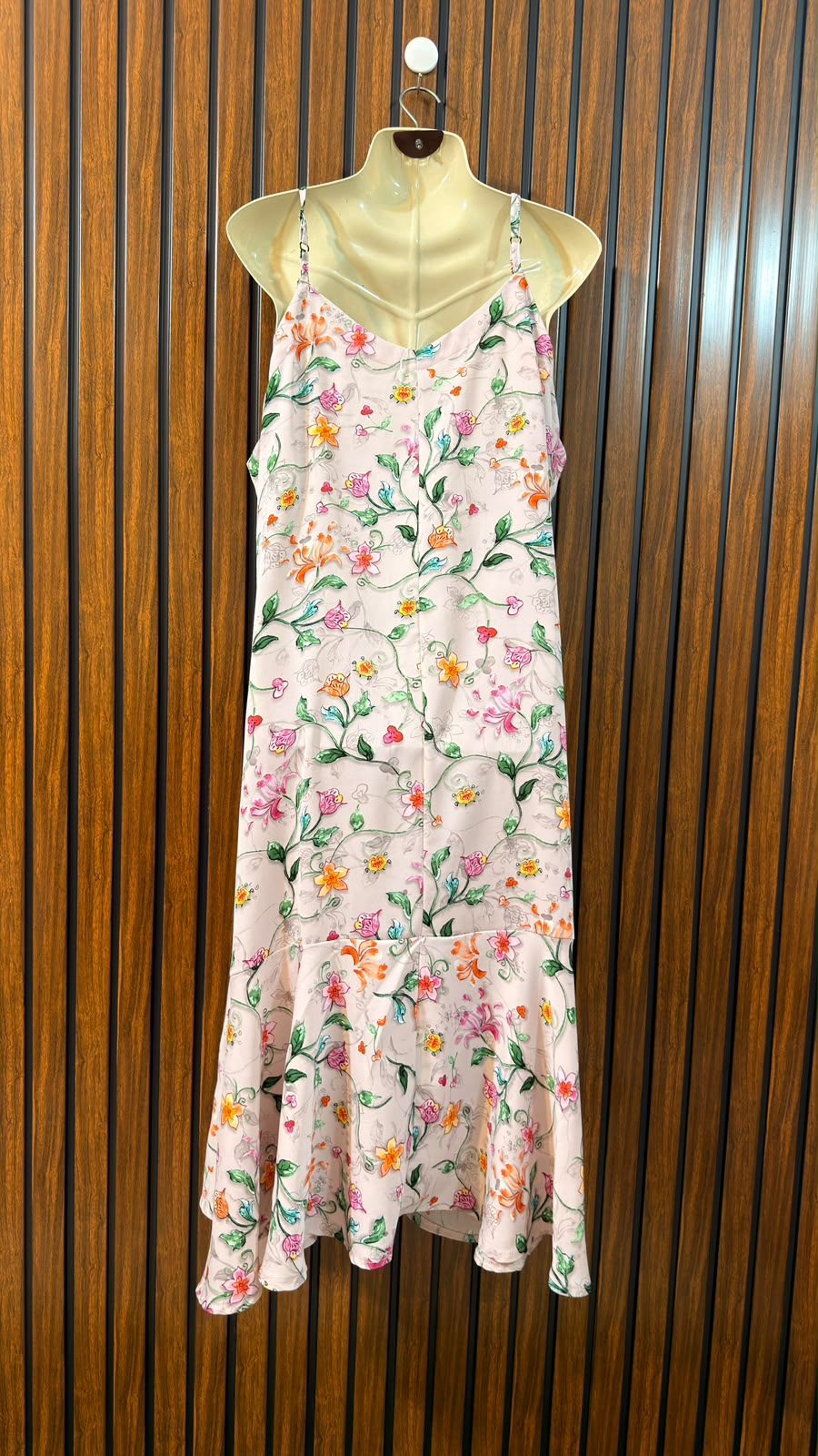 Chest 20  Lenght 47  Fabric silk Western Branded Women’s Maxi Wear