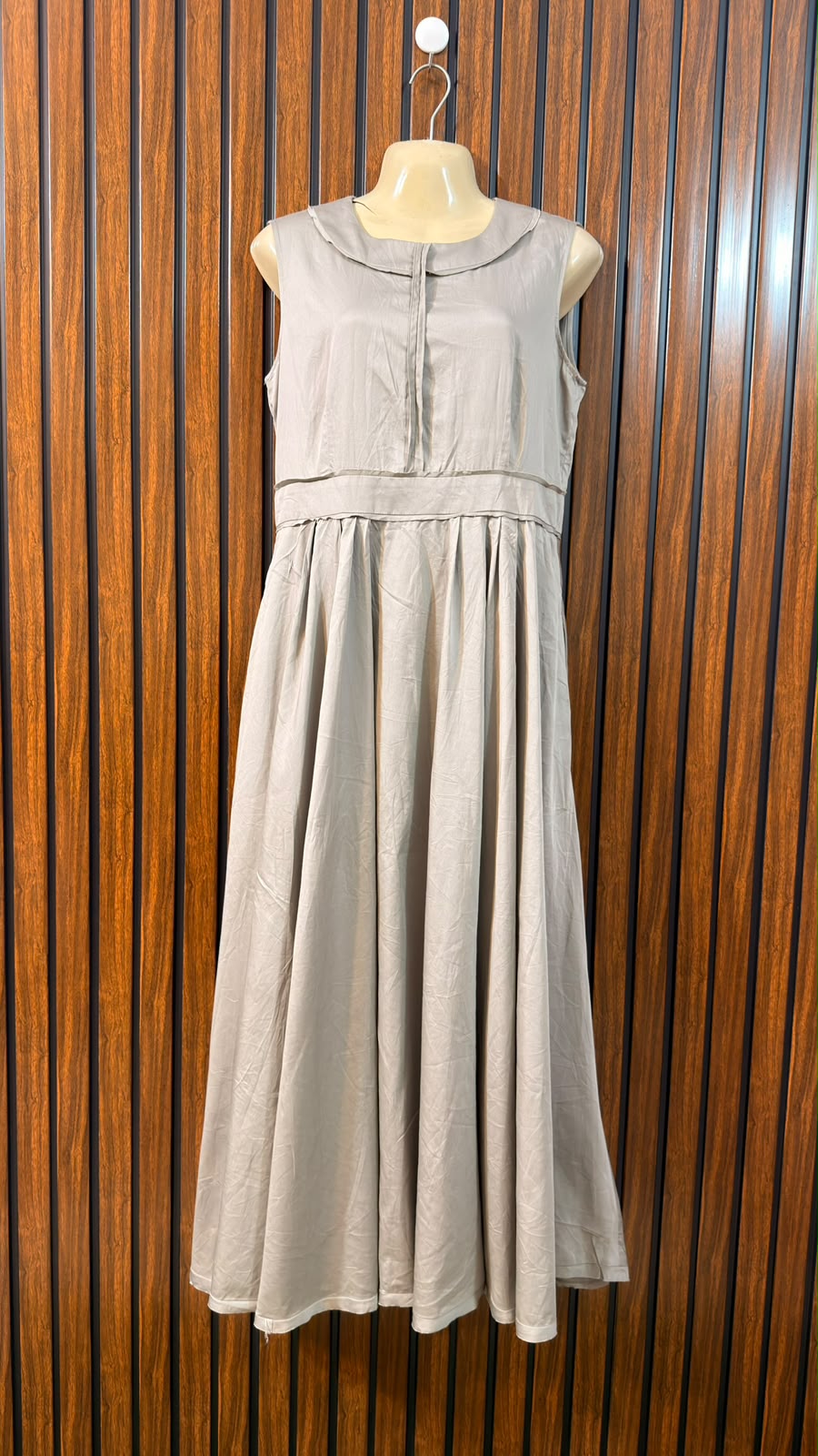 Chest 18  Lenght 51  Fabric cotton silk Women’s Branded Long Maxi