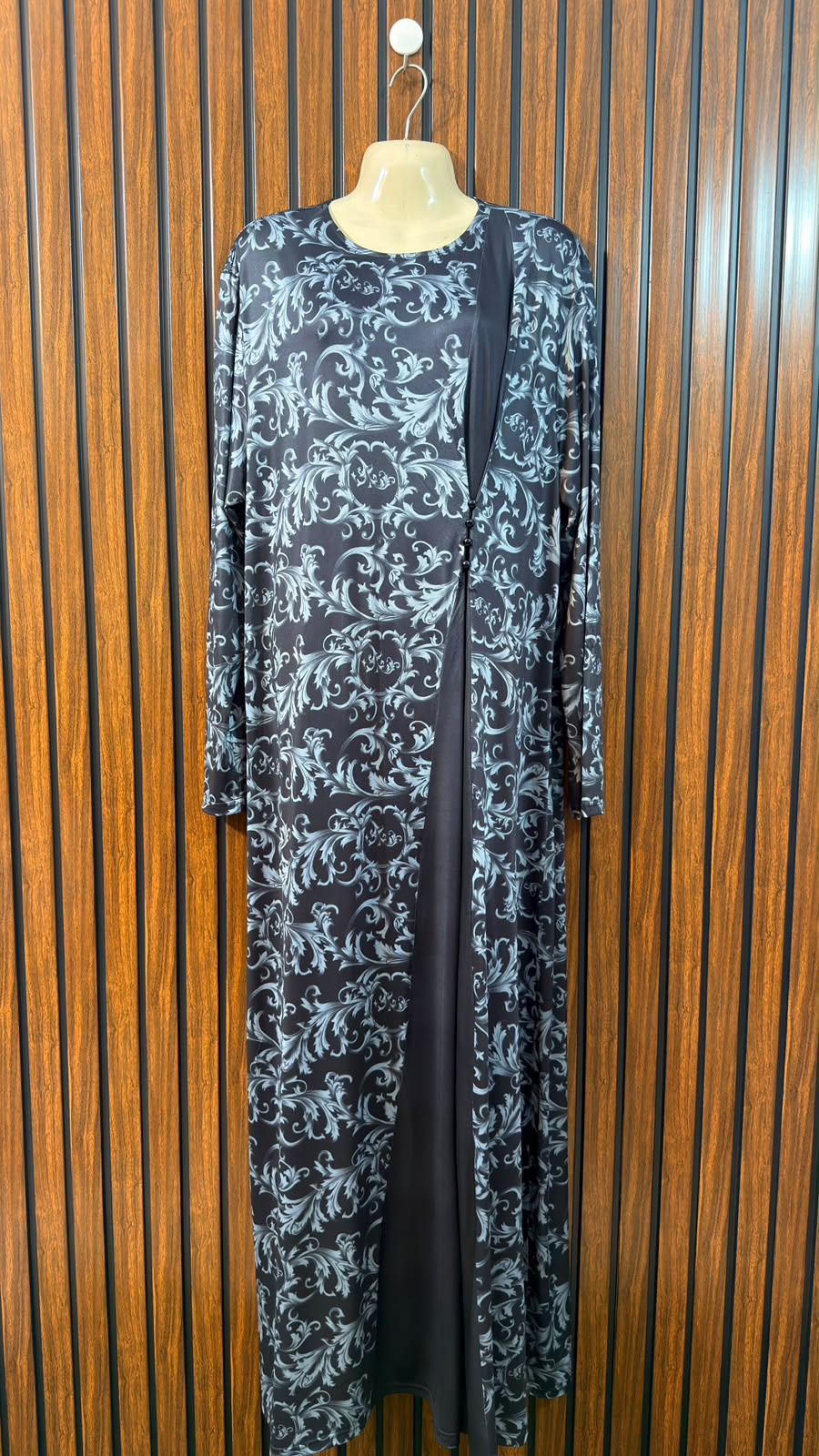 Chest 26  Lenght 59  Fabric silk jersey Branded Women’s Western Maxi