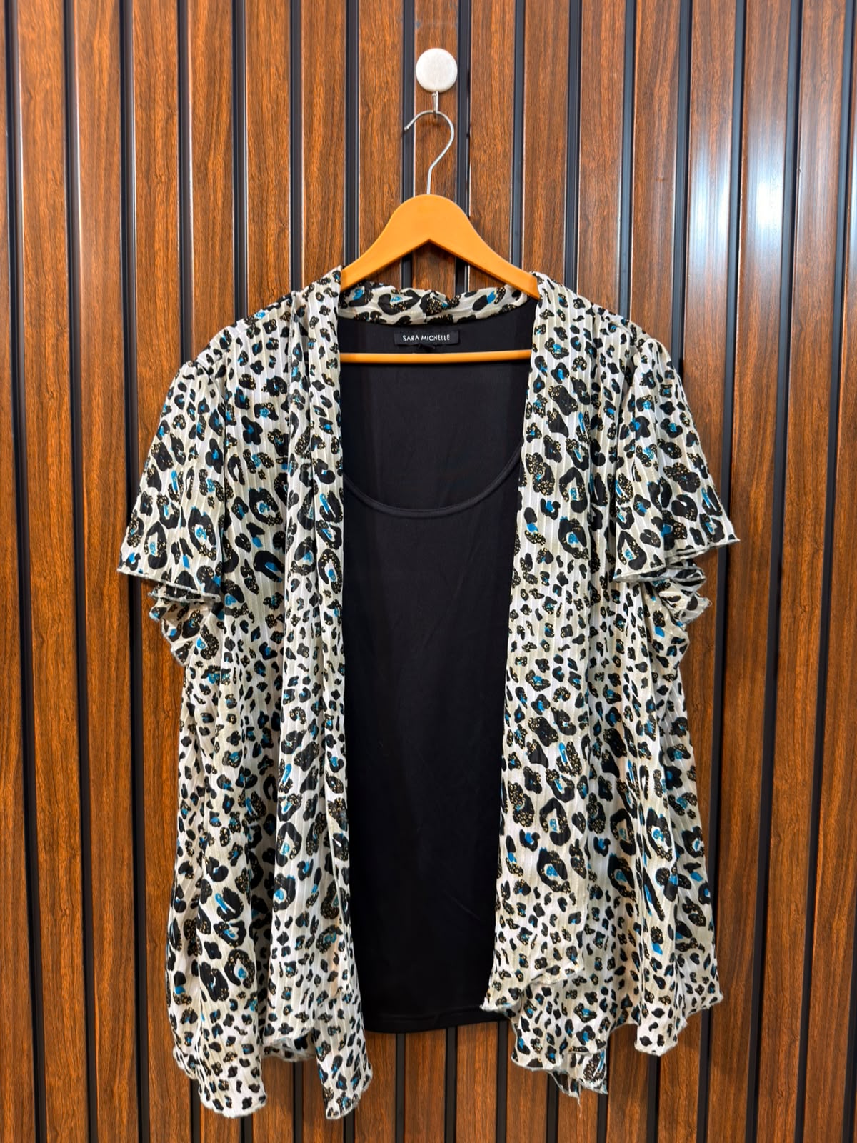 Chest 25  Length 32  Fabric chiffon Branded Ladies Full Sleeve Top