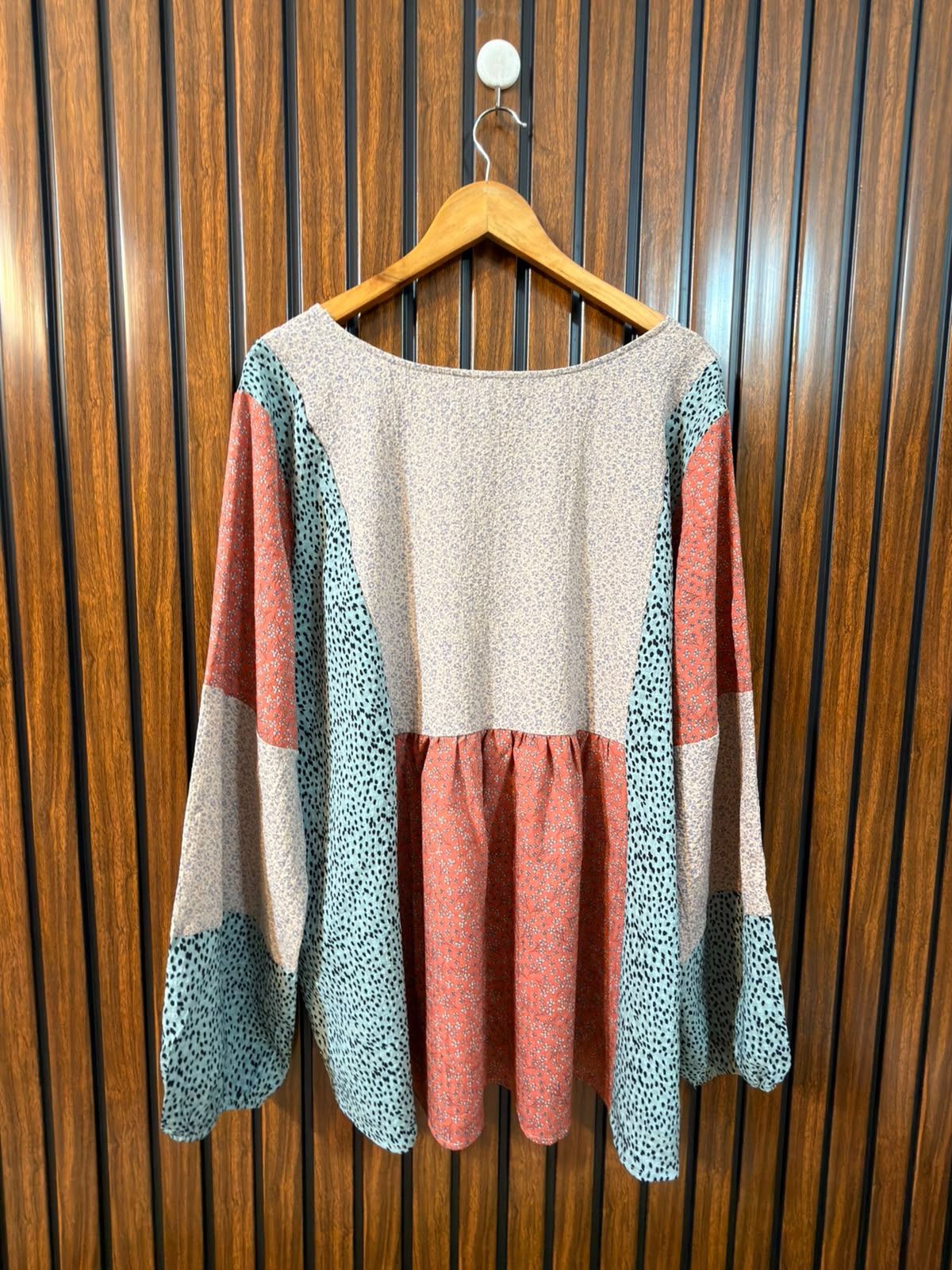 chest 26  Length 28 to 31  Fabric silk Women’s Western Full Sleeve Top