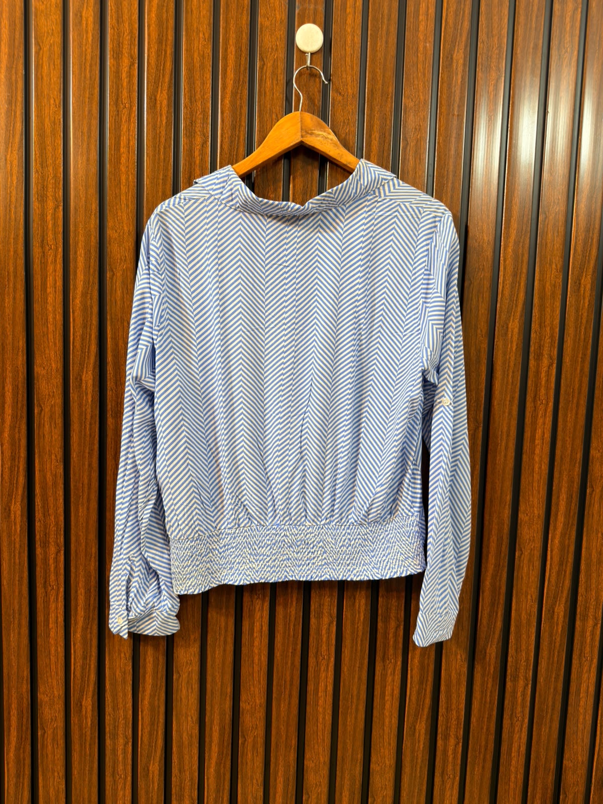 chest 22  Length 21  Fabric linen Ladies Western Full Sleeve Top
