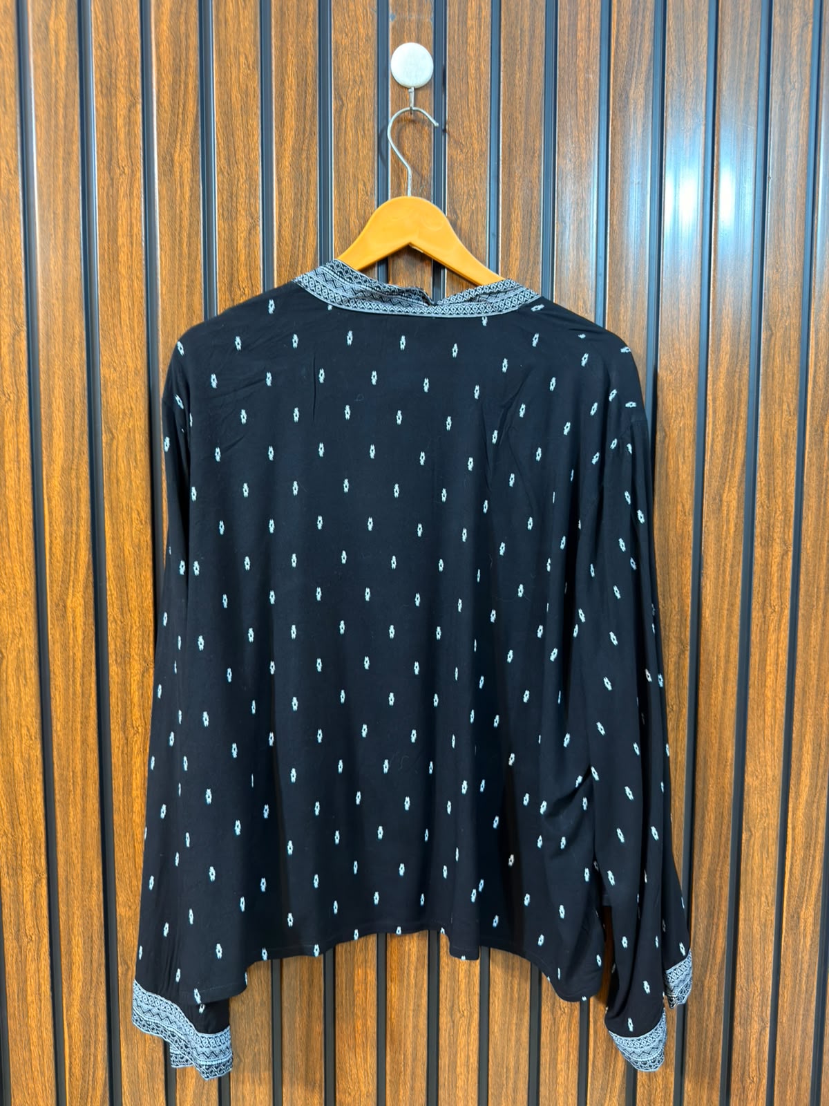 chest medium to large Length 24  Fabric linen Branded Western Women’s Top