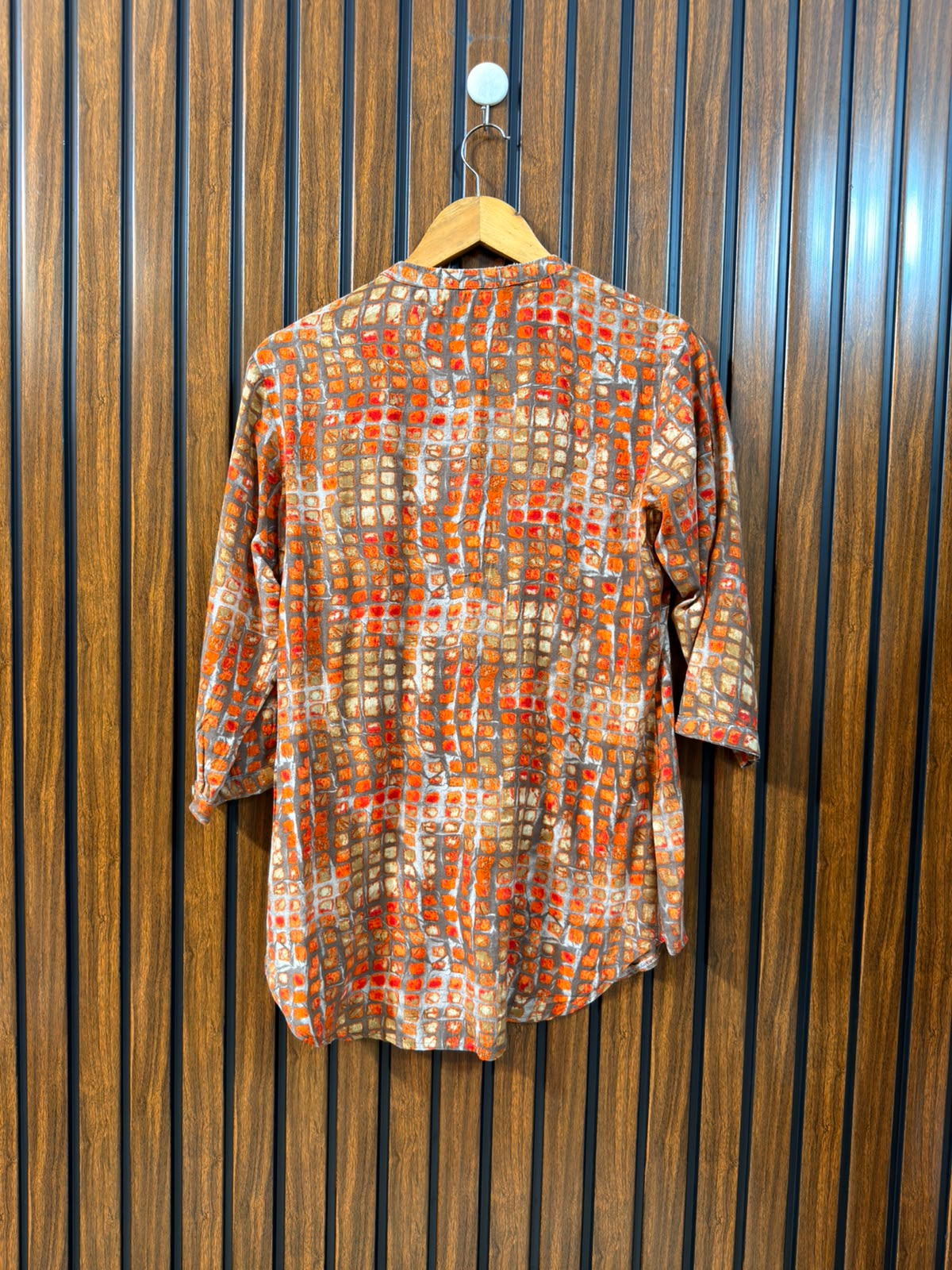 chest 19  Length 26 to 28  Fabric linen Women’s Full Sleeve Branded Top