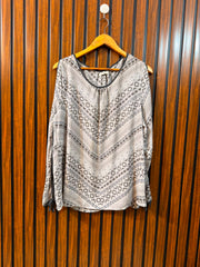 chest medium to large Length 29 to 37 Fabric chiffon Western Ladies Branded Top