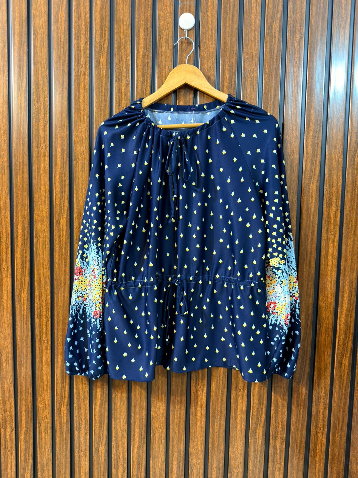 chest 24 Length 26 Fabric silk jersey Women’s Branded Sleeve Top