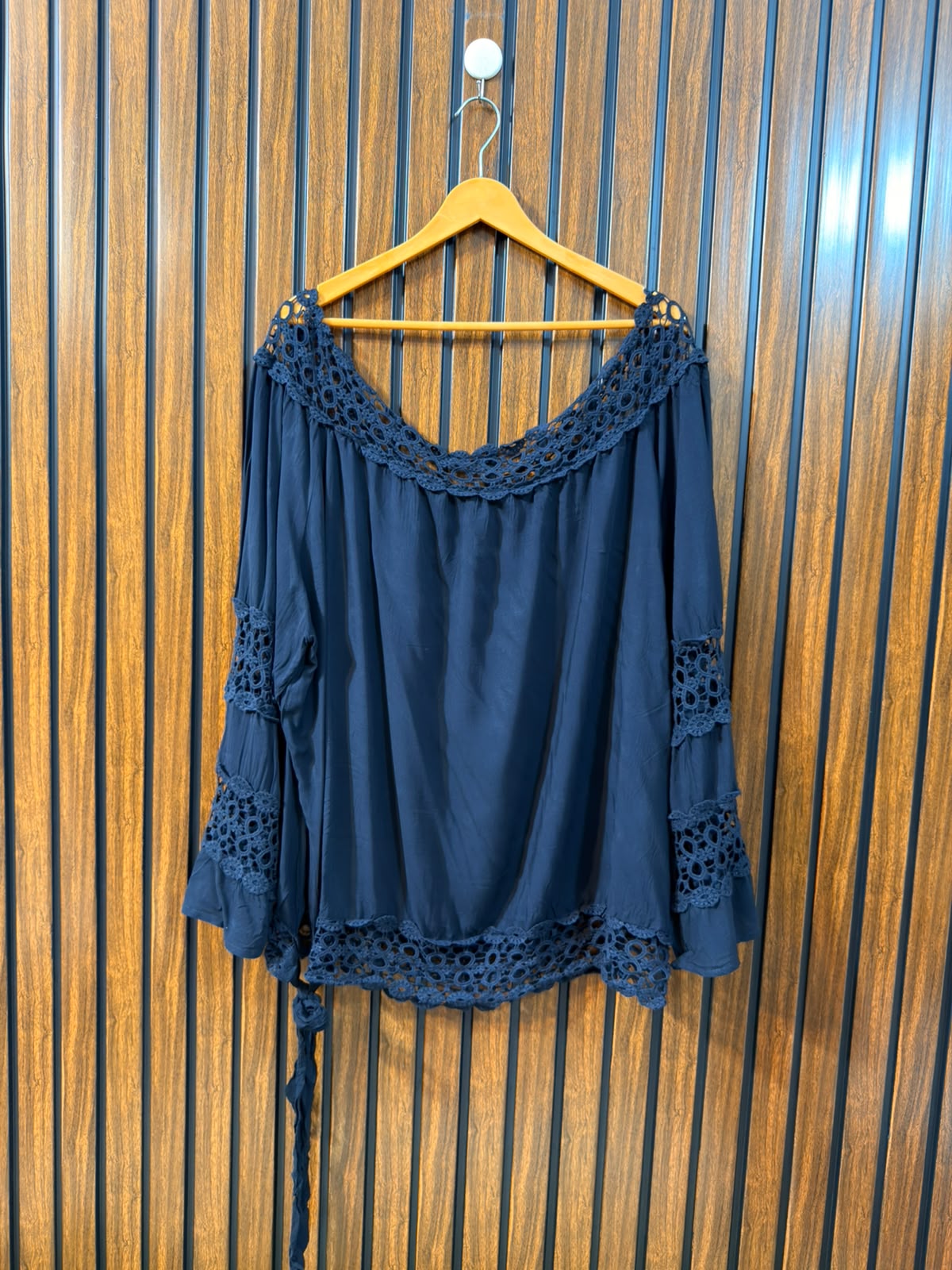 chest 29 Length 29  Fabric linen Ladies Branded Western Top