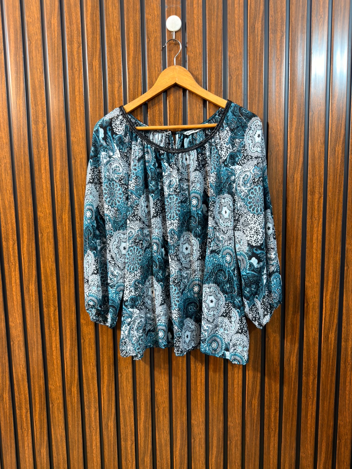 chest 22 Length 25 Fabric chiffon Women’s Branded Western Sleeve Top