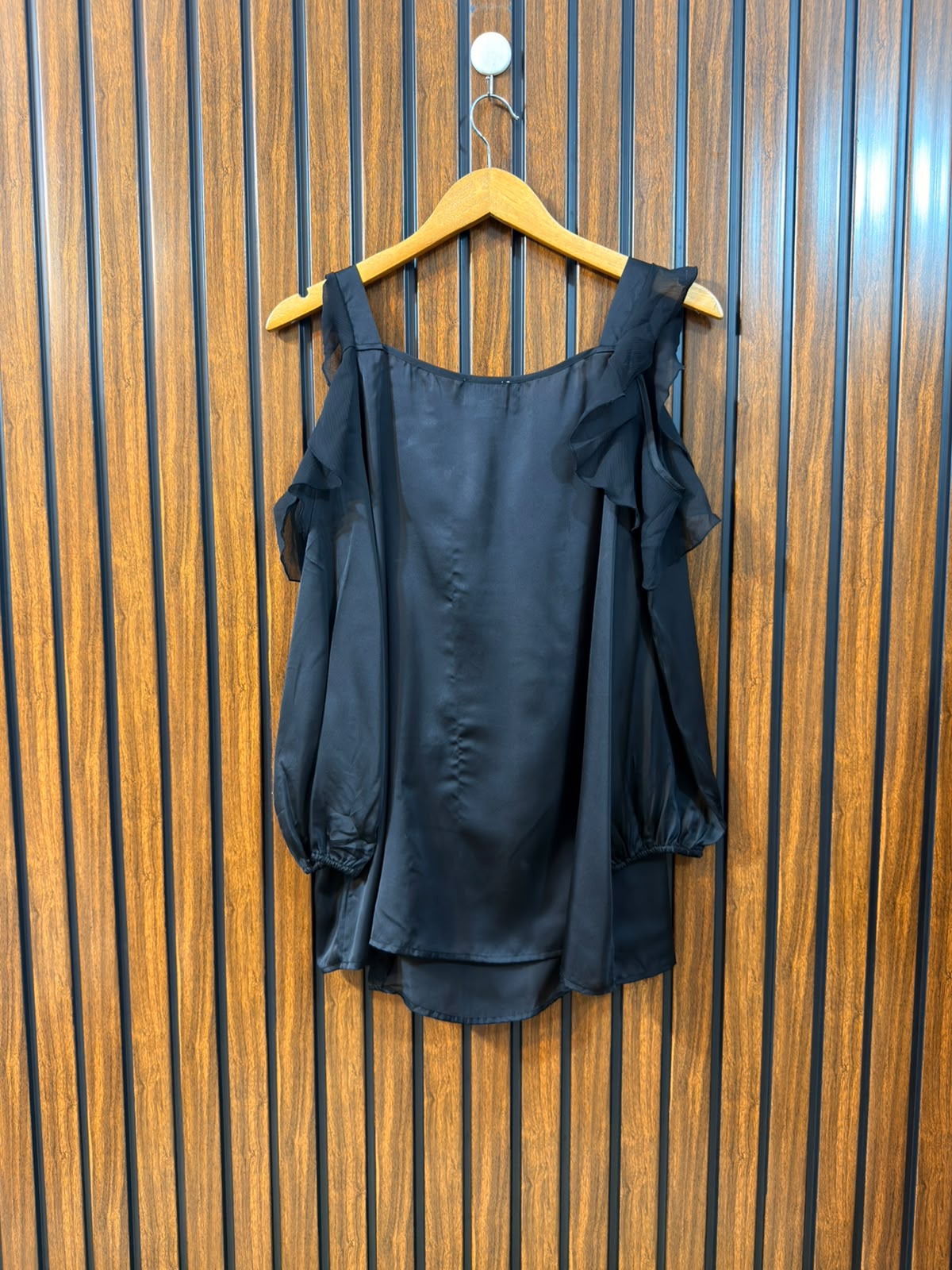 chest 20 Length 27 Fabric silk Women’s Full Sleeve Western Collection