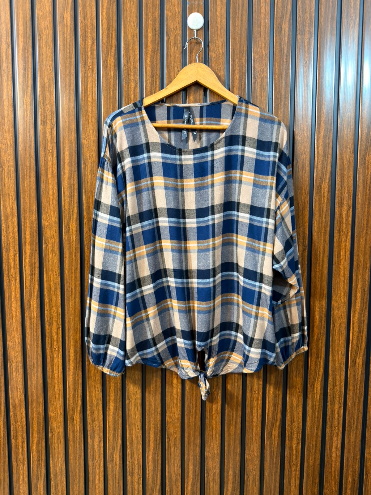 chest 23 Length 24 Fabric linen Ladies Branded Full Sleeve Wear