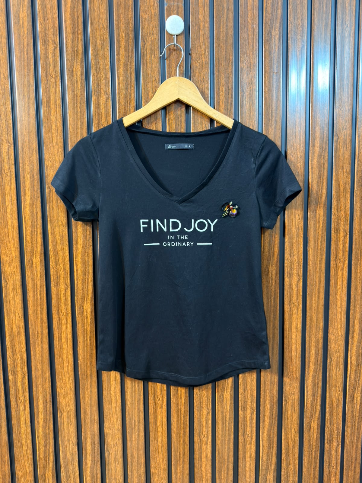 Chest 16  Length 21 Western Branded Women's Fashion T-Shirt Collection