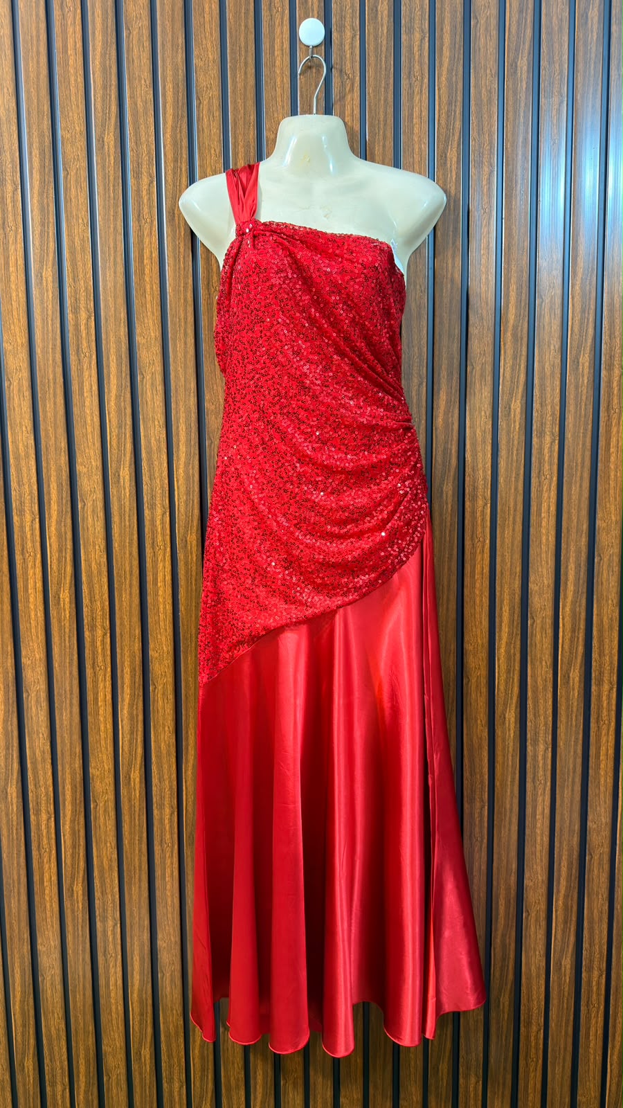 Chest 20  Length 53  Fabric Silk Western Branded Women's Stylish Party Dress