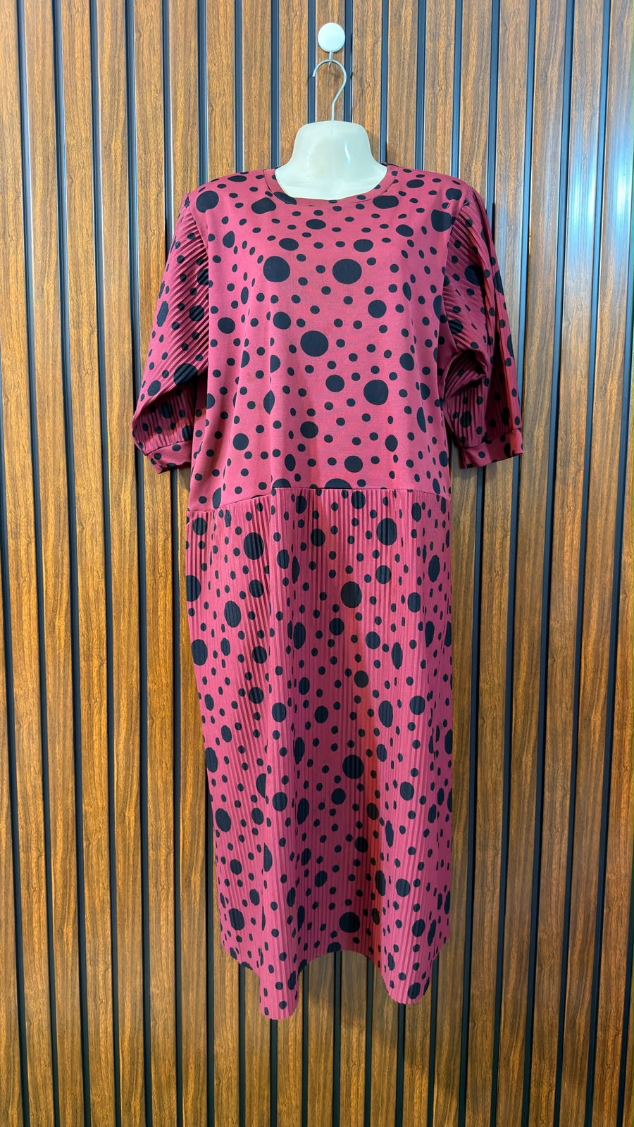 Chest 22  Length 45  Fabric Silk Jersey Western Branded Women's Exclusive Party Dress