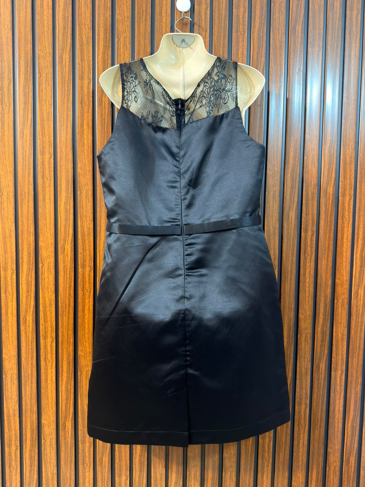 Chest 20  Length 35  Fabric Silk Western Women’s Beautiful Party Dress