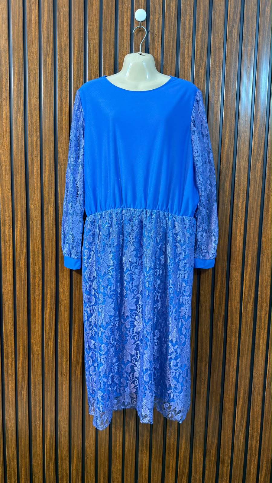 Chest 22  Length 46  Fabric Silk Jersey Western Branded Womens Trendy Long Maxi