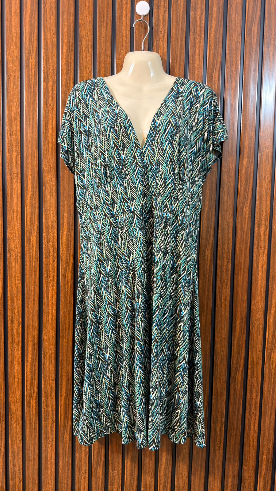 Chest 22  Length 40  Fabric Silk Jersey Western Branded Womens Elegant Maxi Dress
