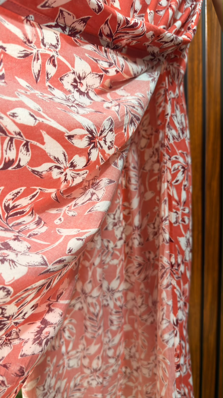 Chest 19  Length 54  Fabric Linen Western Branded Womens Fashion Long Dress