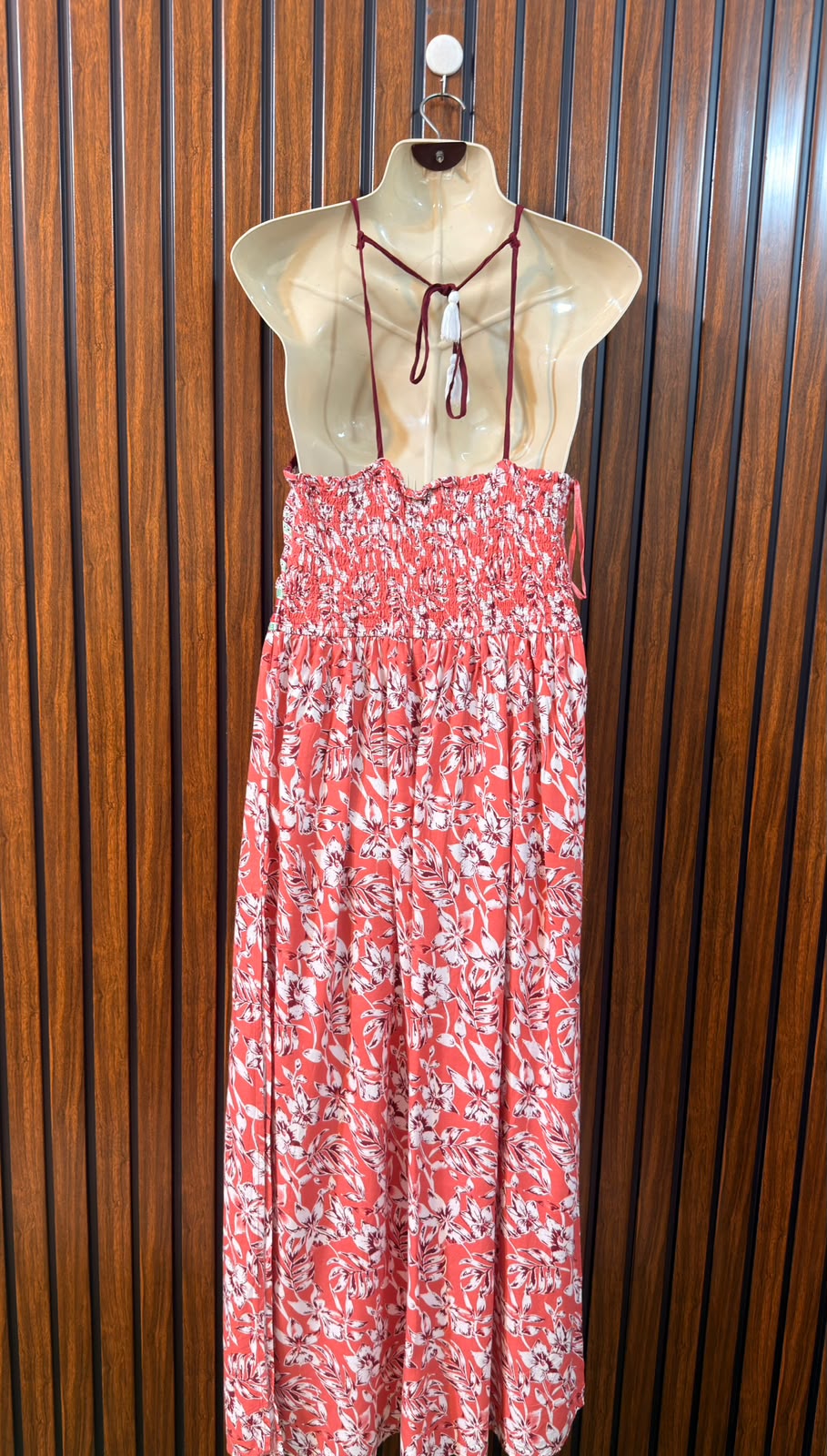 Chest 19  Length 54  Fabric Linen Western Branded Womens Fashion Long Dress