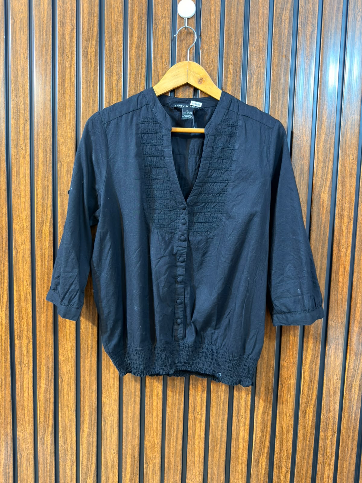 Chest 20  Length 23  Fabric Cotton Ladies Branded Western Top