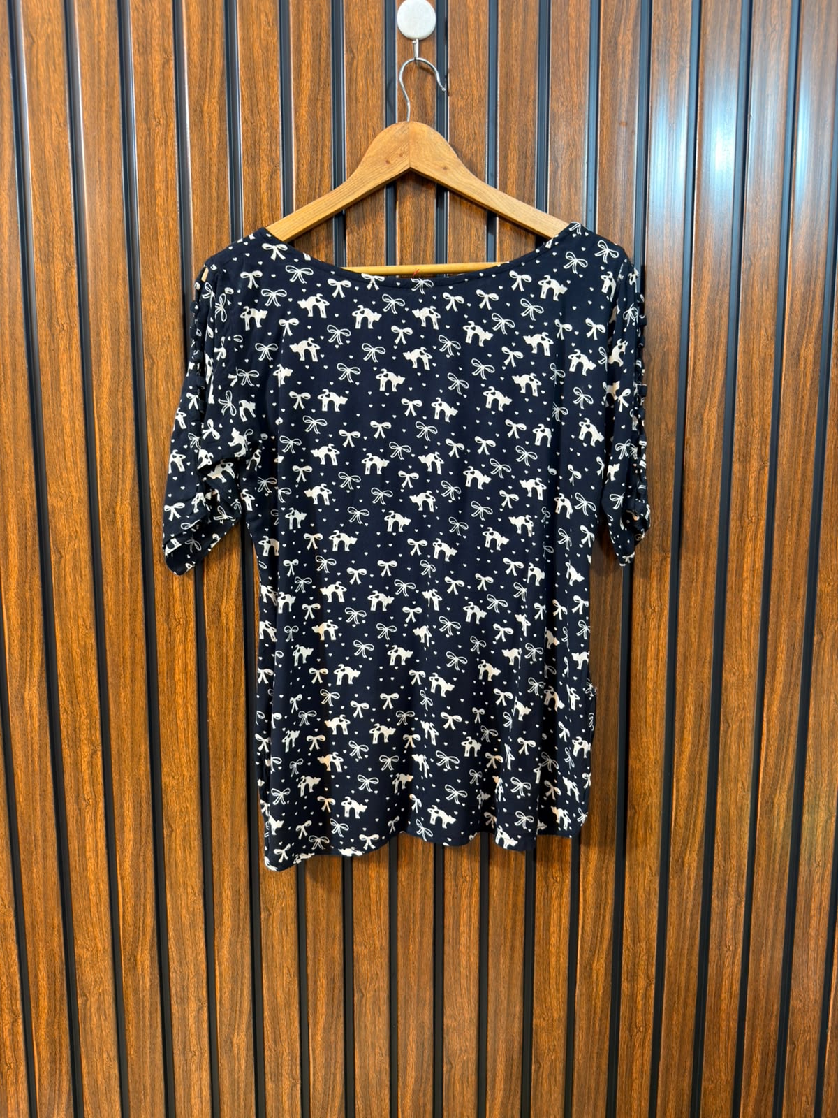 Chest 18  Length 25  Fabric Linen Ladies Western Sleeve Collection