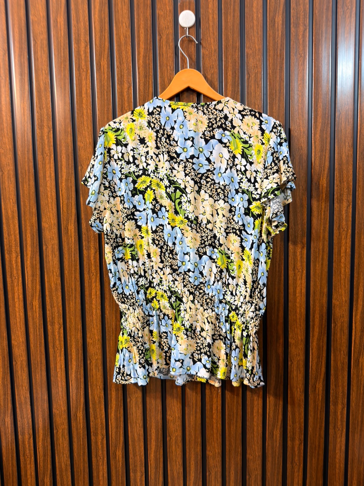 Chest 22  Length 26  Fabric Rayon Women’s Branded Half Sleeve Wear