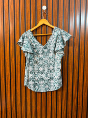 Chest 17  Length 22  Fabric linen Women’s Western Sleeve Top