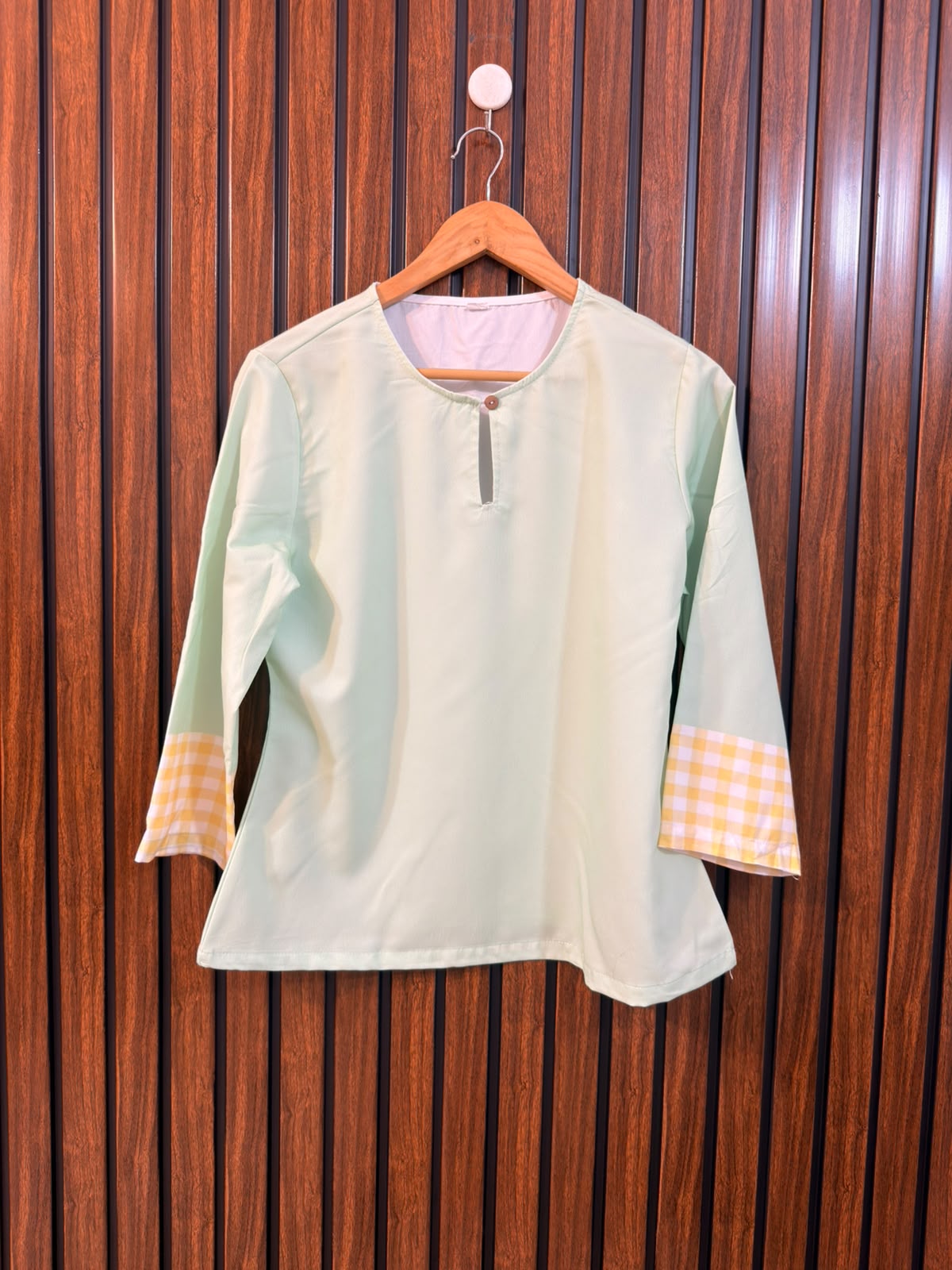 Chest 18  Length 23  Fabric Silk Western Branded Women's New Collection Top