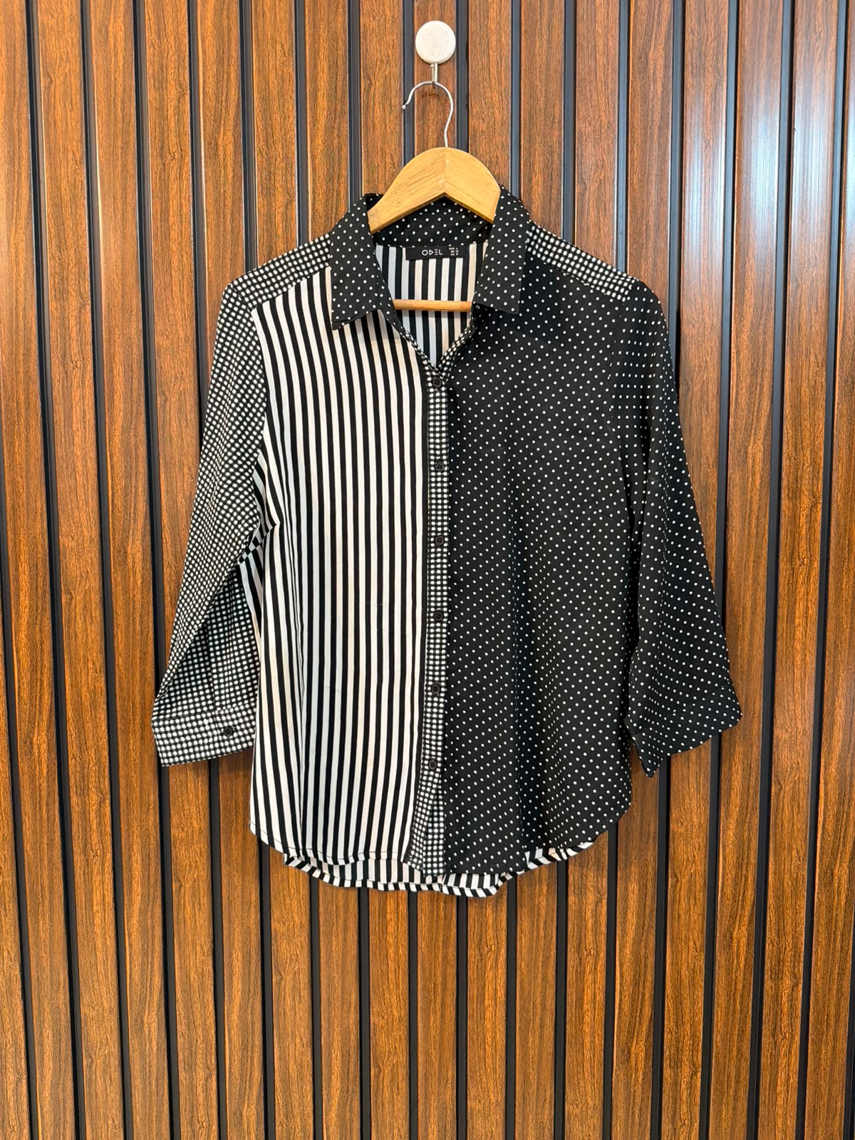 Chest 20  Length 24  Fabric Silk Western Branded Women's Essential Wear Top