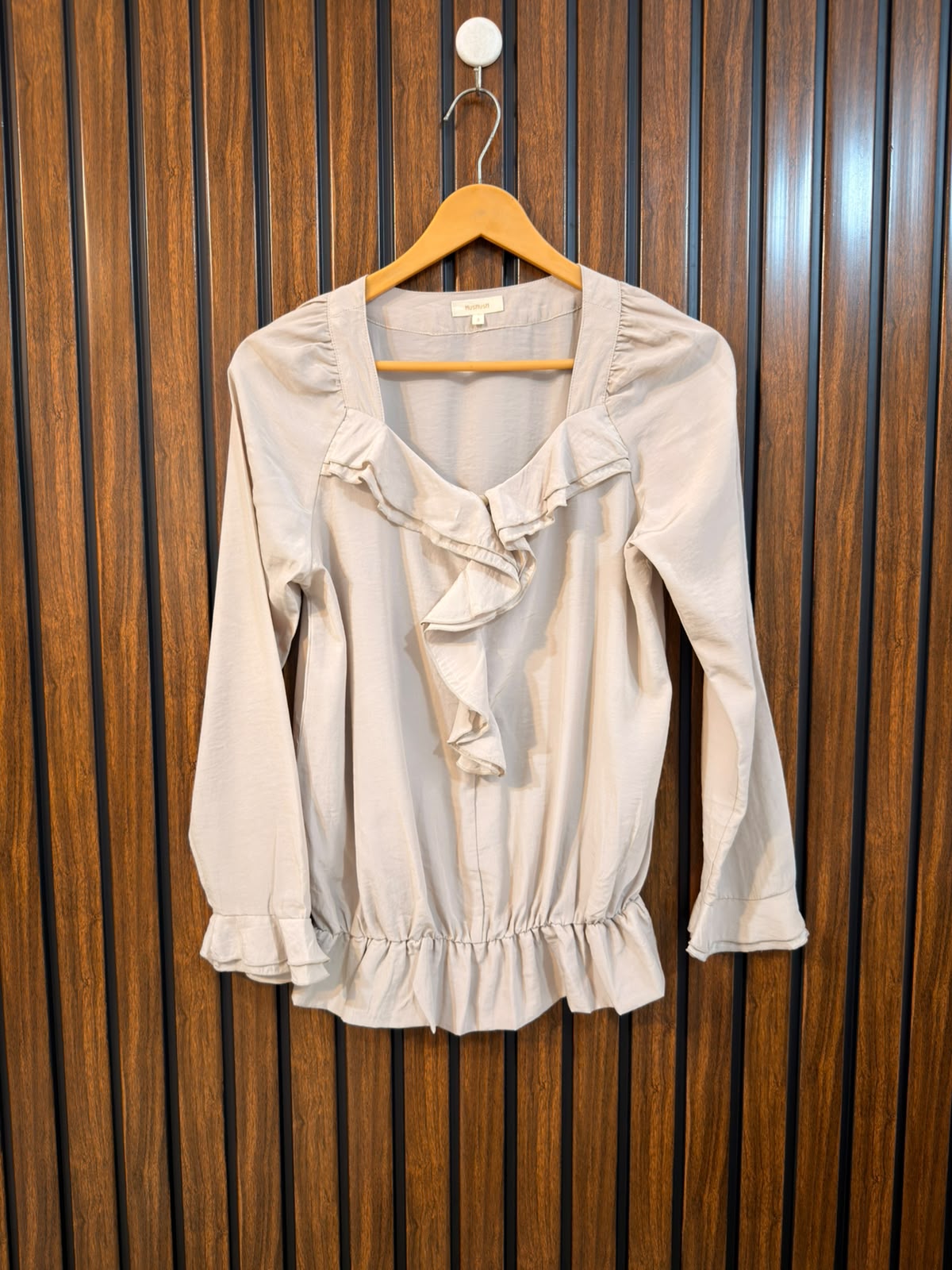 Chest 17  Length 24  Fabric Silk Western Branded Women's Designer Top
