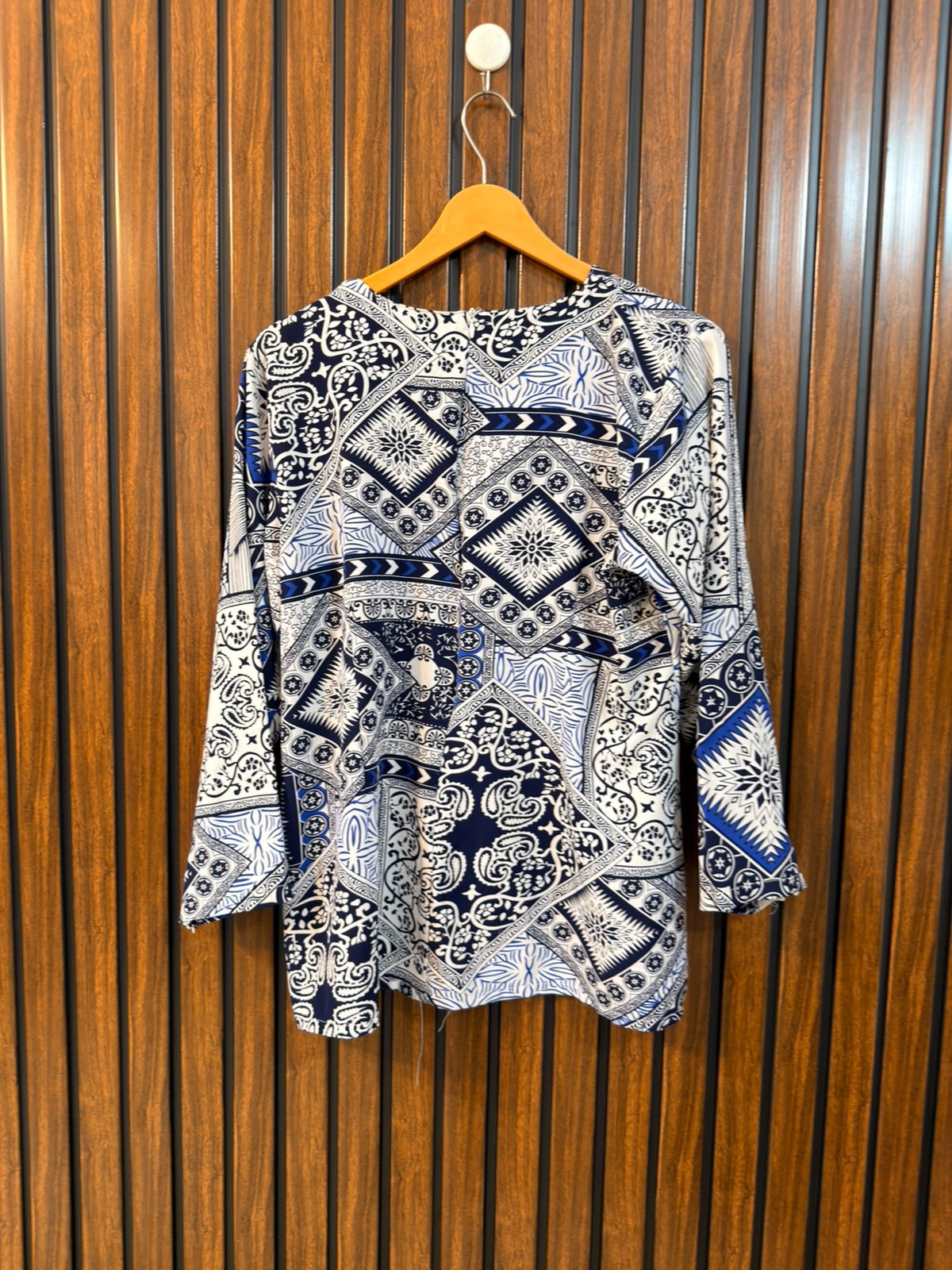 Chest 19  Length 25  Fabric Silk Western Branded Women's Simple Top