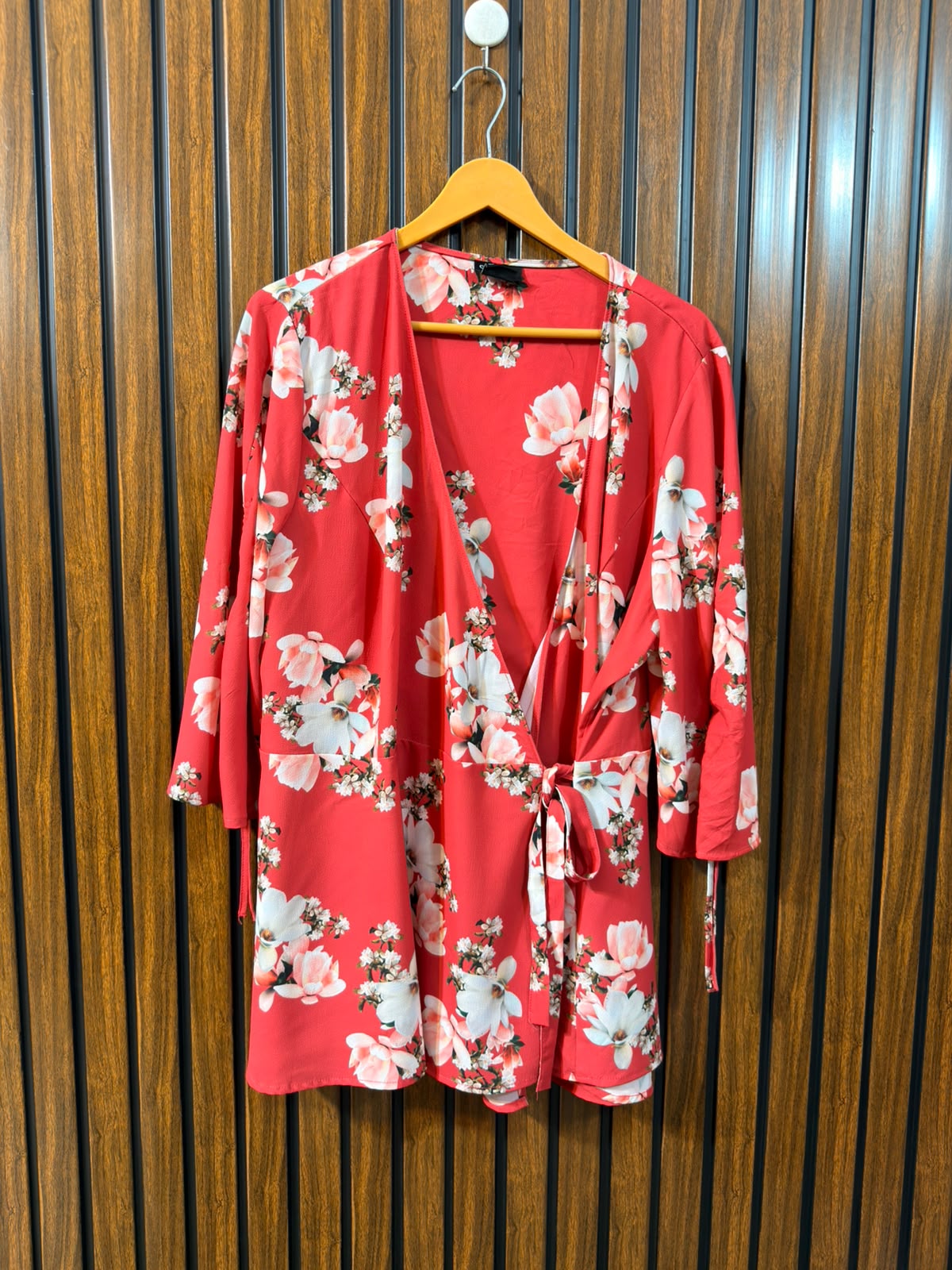 Chest Large  Length 29  Fabric Chiffon Western Branded Women's Smart Everyday Top
