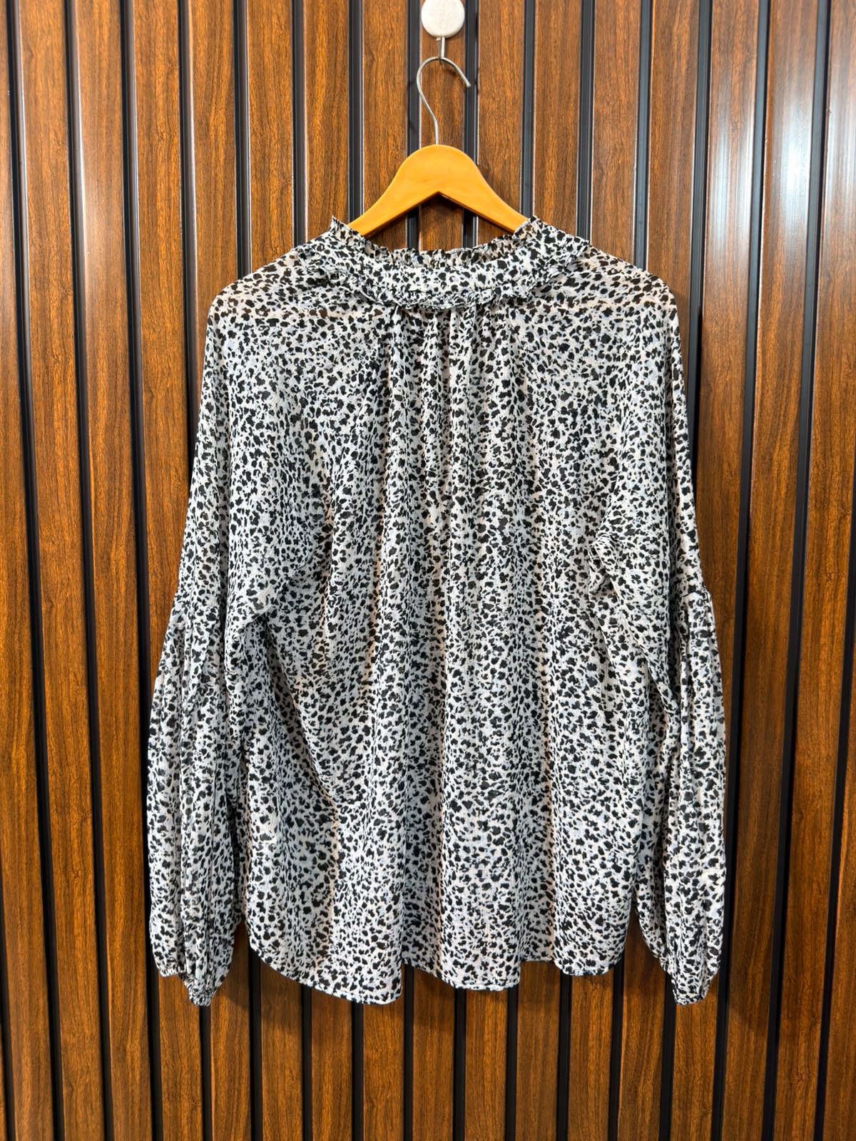 Chest 21  Length 25  Fabric Chiffon Western Branded Women's Premium Everyday Top