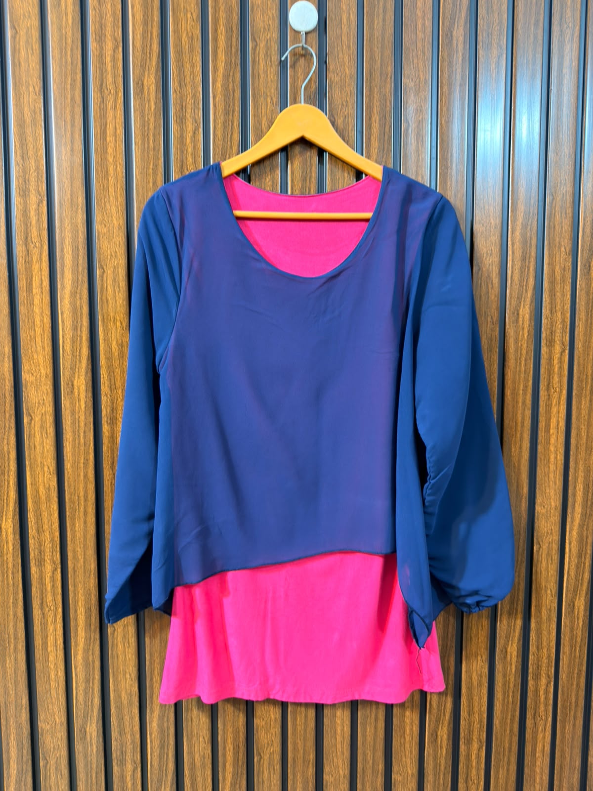 Chest 20  Length 29  Fabric Chiffon And Jersey Western Branded Women's Classic Casual Top