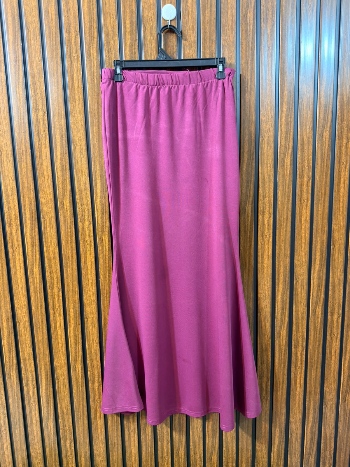 Waist 34  Length 39  Fabric Silk Jersey Women’s Western Skirt Range