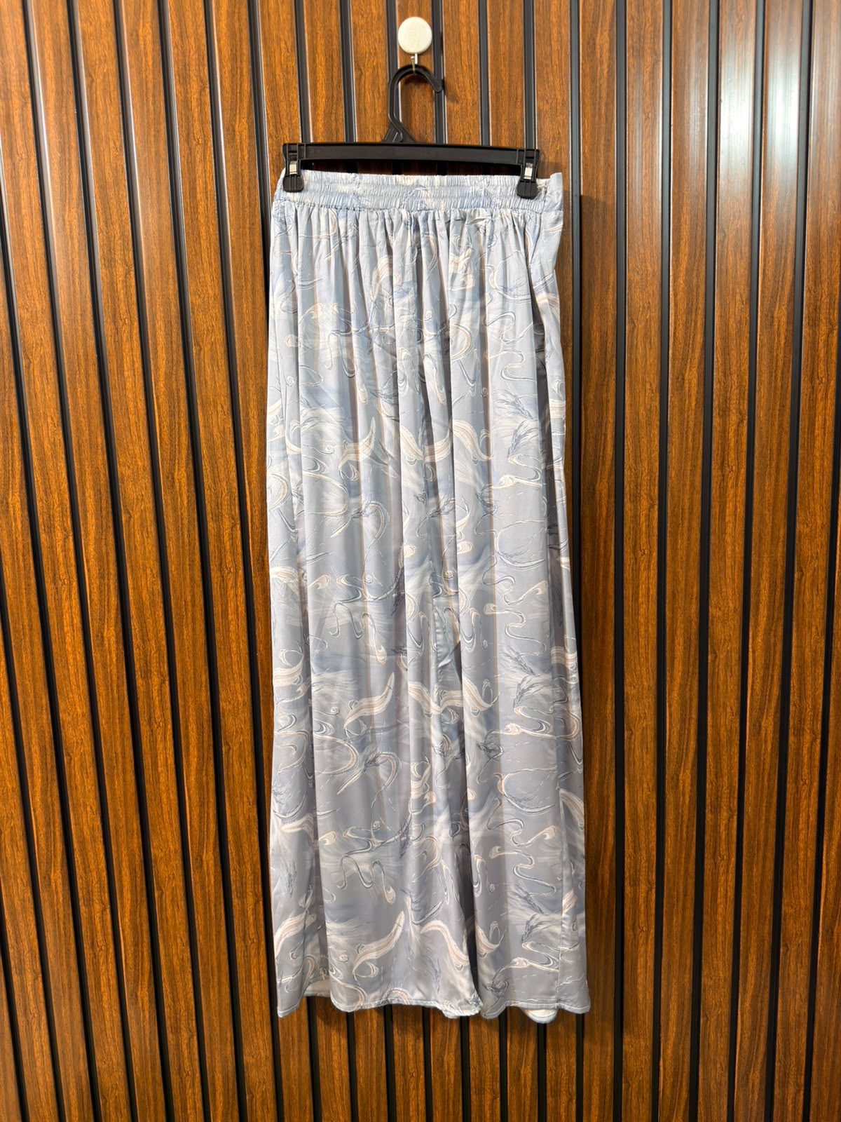 Waist 34  Length 38  Fabric Silk Branded Women’s Skirt Collection