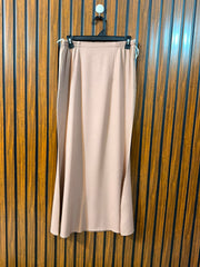 Waist 30  Length 37  Fabric Georgette Women’s Branded Skirt Edit