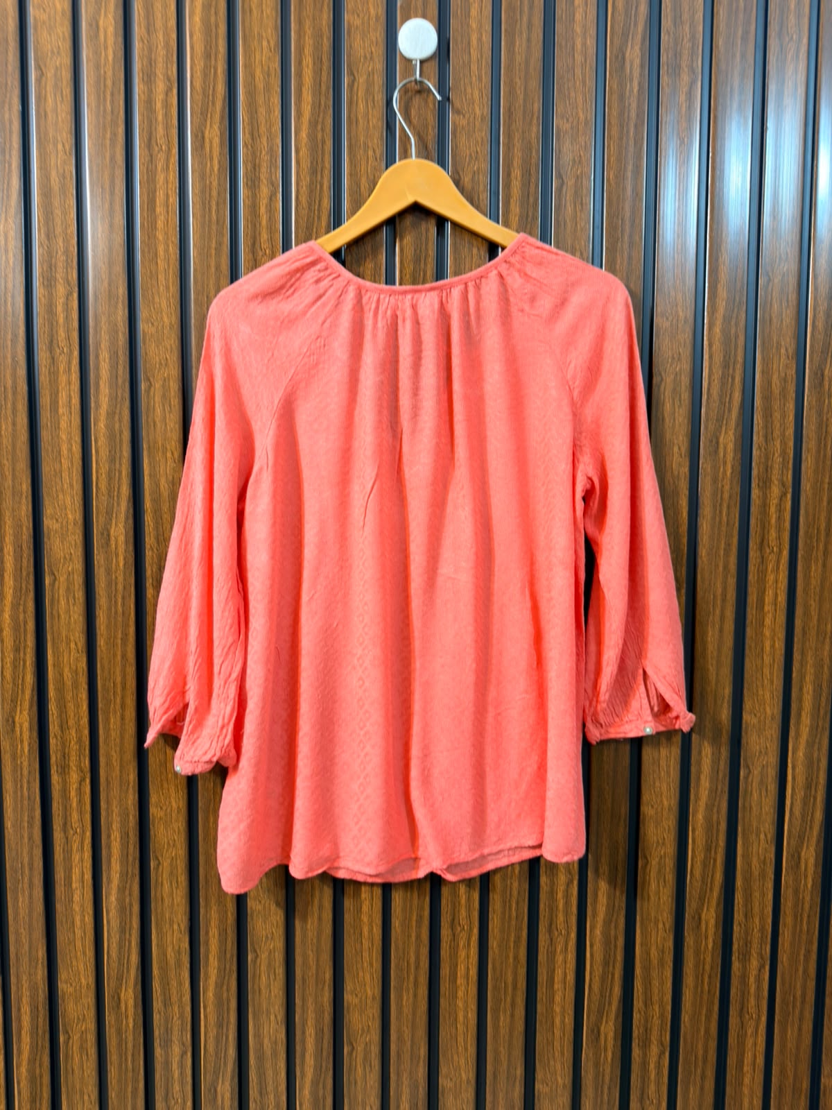 Chest 18  Length 24  Fabric Linen Women's Casual Full Sleeve Top