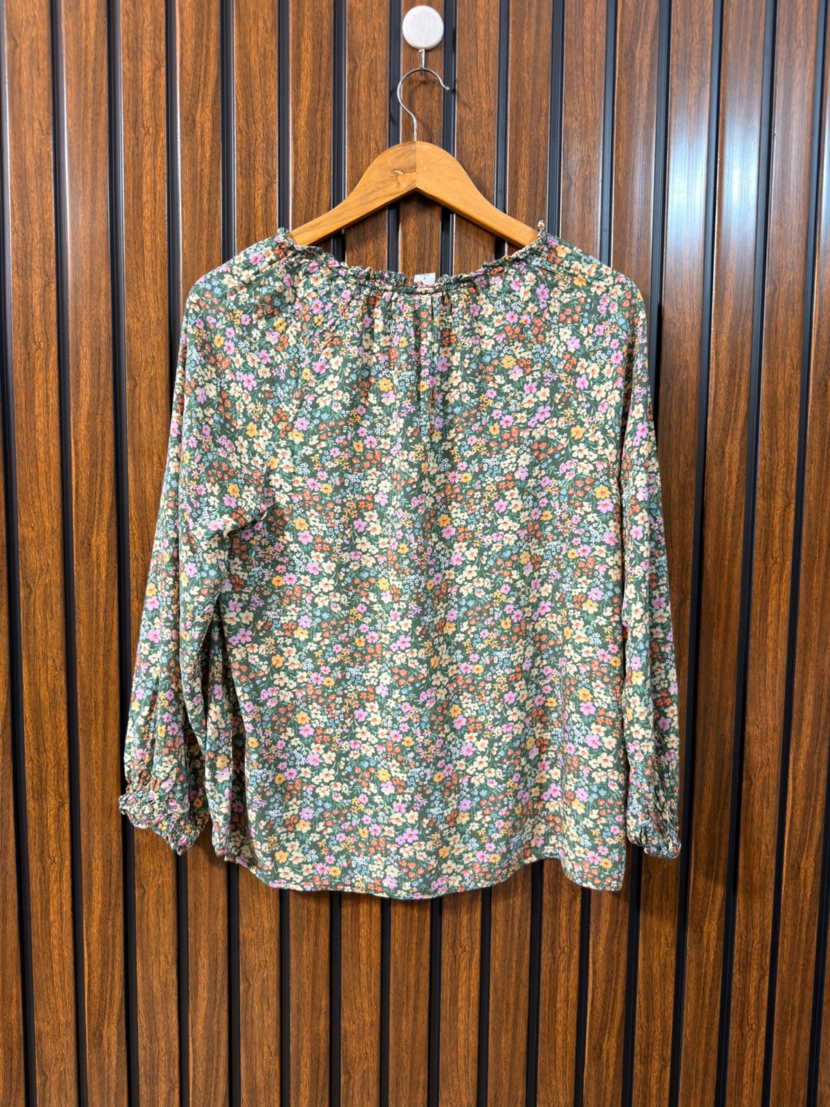 Chest 19  Length 24  Fabric Linen Western Women's Daily Wear Top