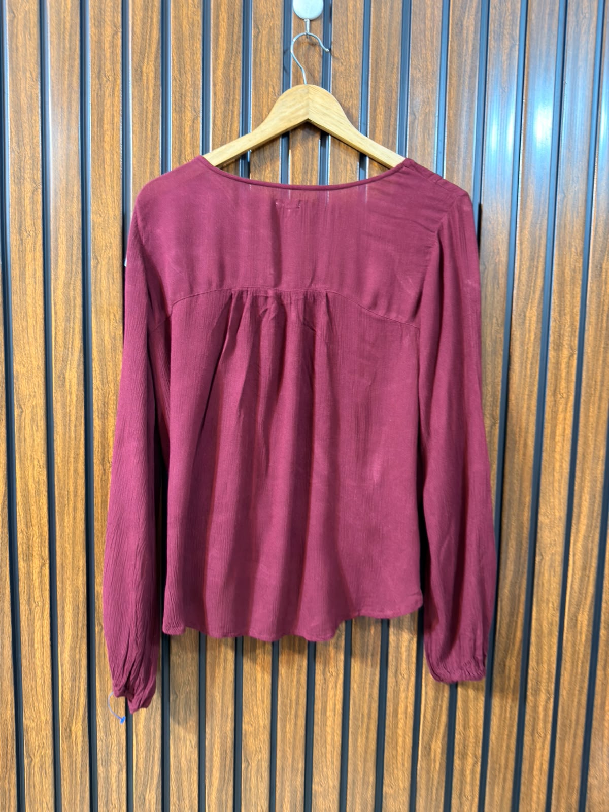Chest 21  Length 22 To 24  Fabric Rayon Women's Branded Casual Wear