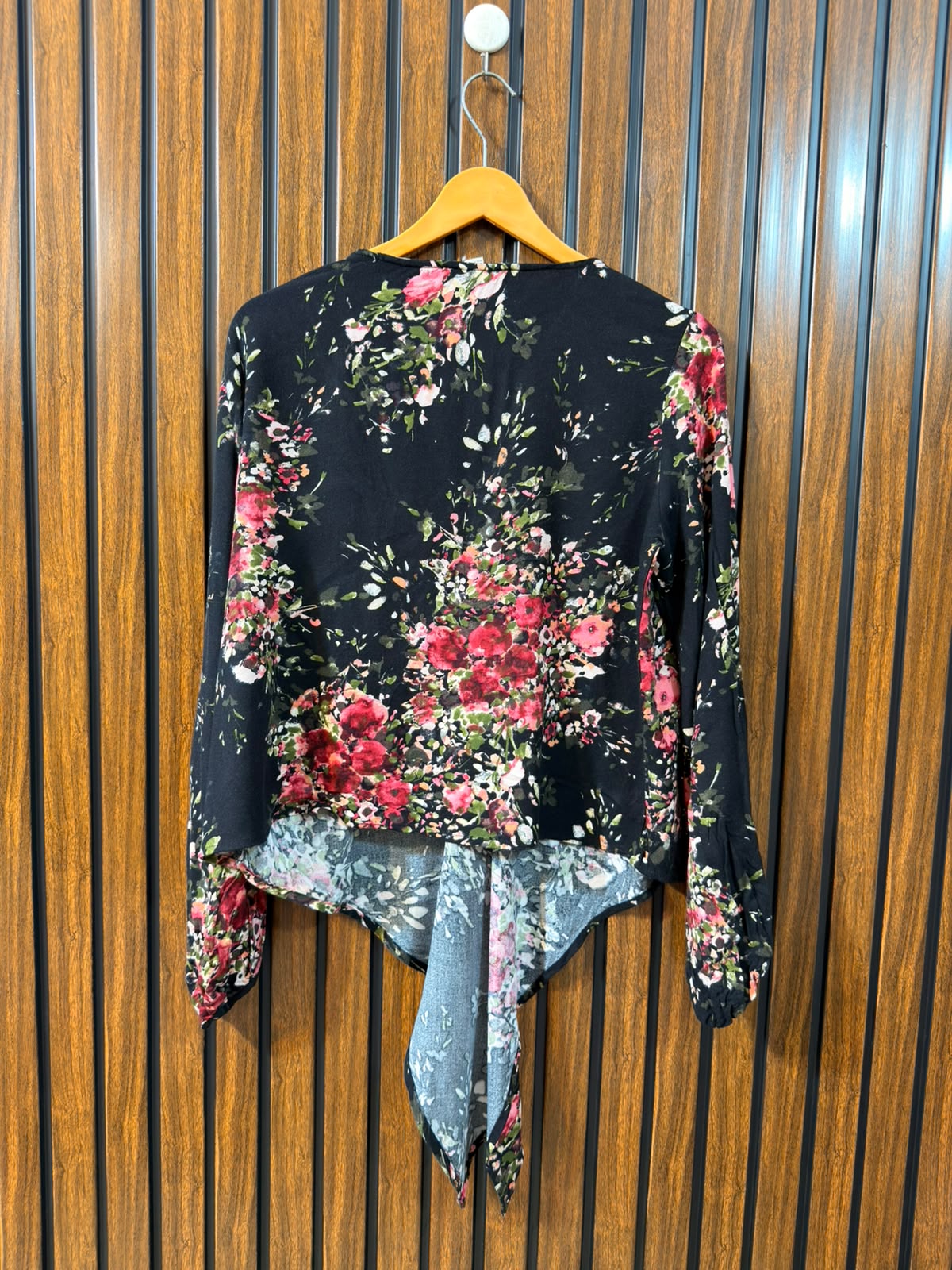 Chest 19  Length 20  Fabric Rayon Women's Full Sleeve Casual Top