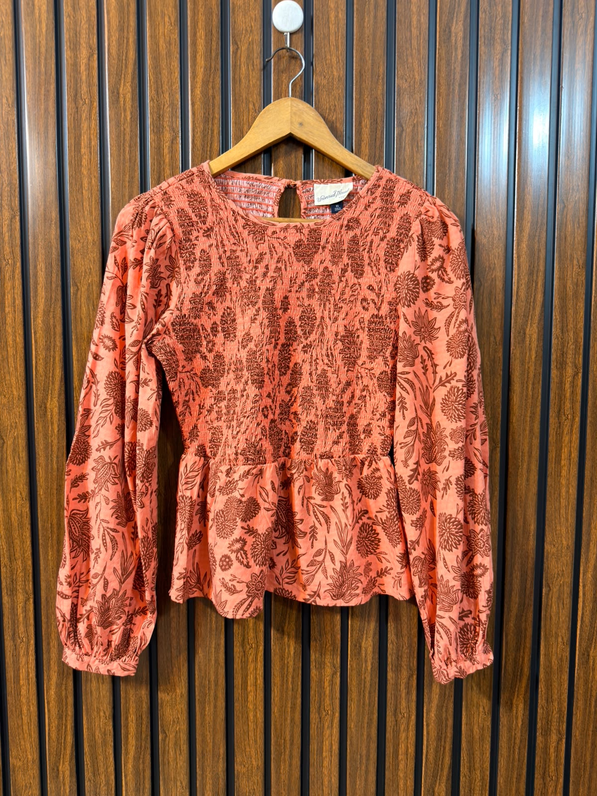 Chest 17  Length 21  Fabric Linen Branded Women's Casual Full Sleeve Top