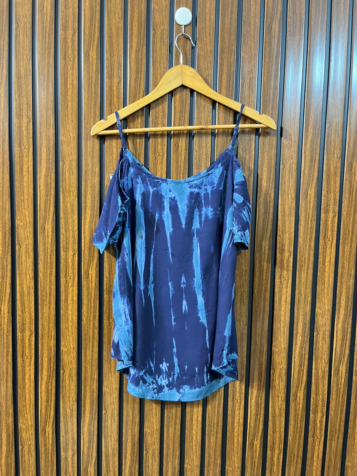 Chest 17  Lenght 24 to 26  Fabric linen Women's Half Sleeve Everyday Top
