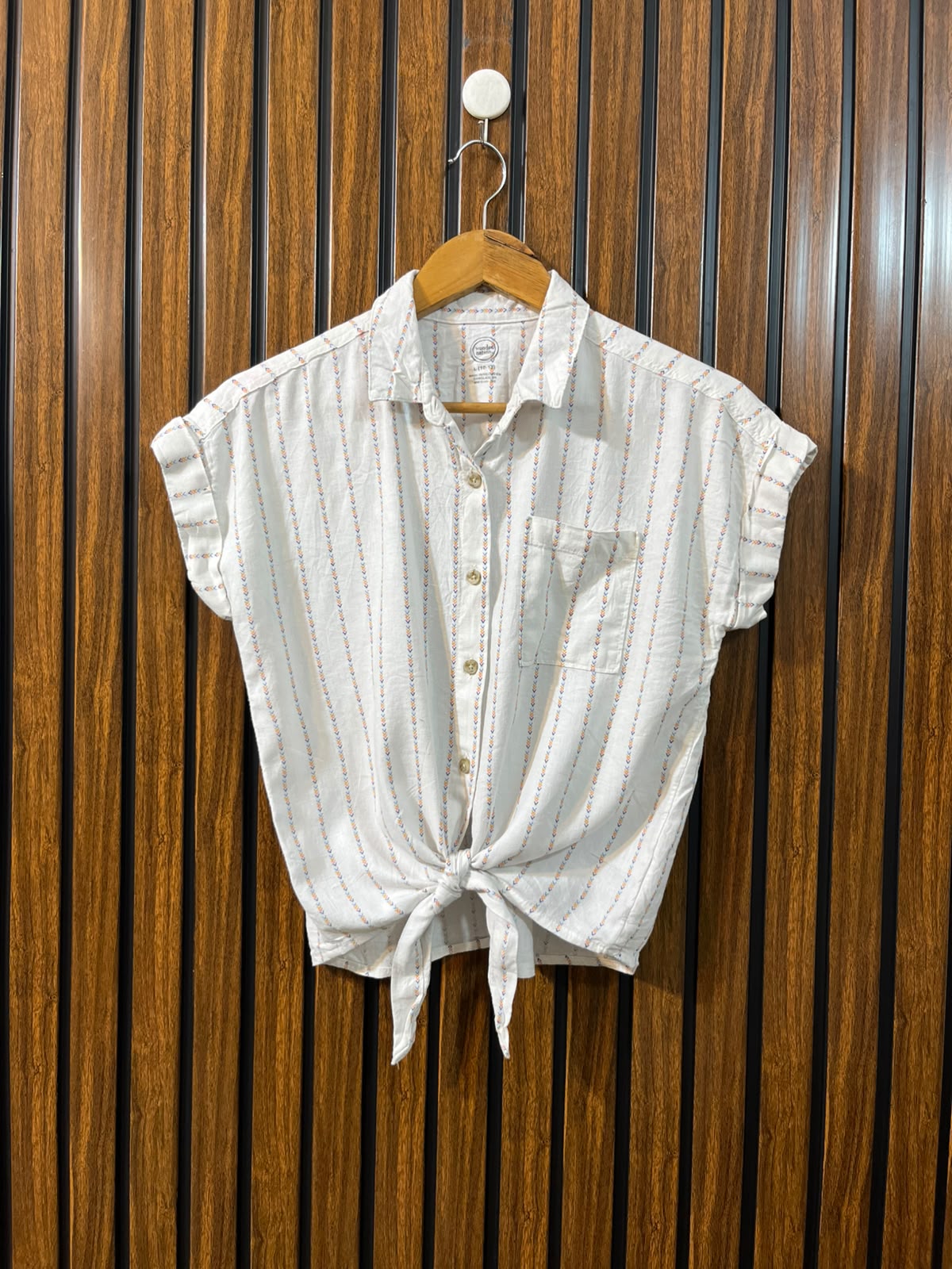 Chest 18  Lenght 17 to 20  Fabric linen Modern Women's Half Sleeve Top