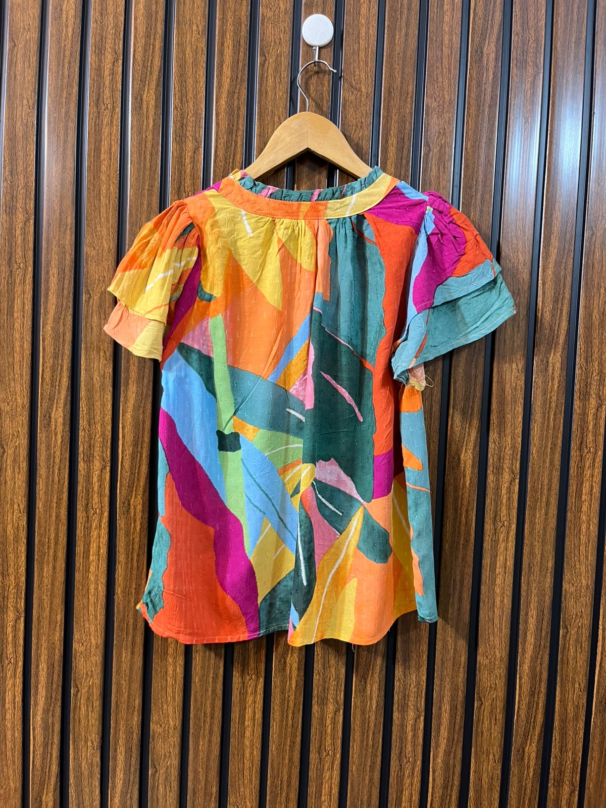 Chest 19  Lenght 21  Fabric rayon Classic Women's Half Sleeve Top
