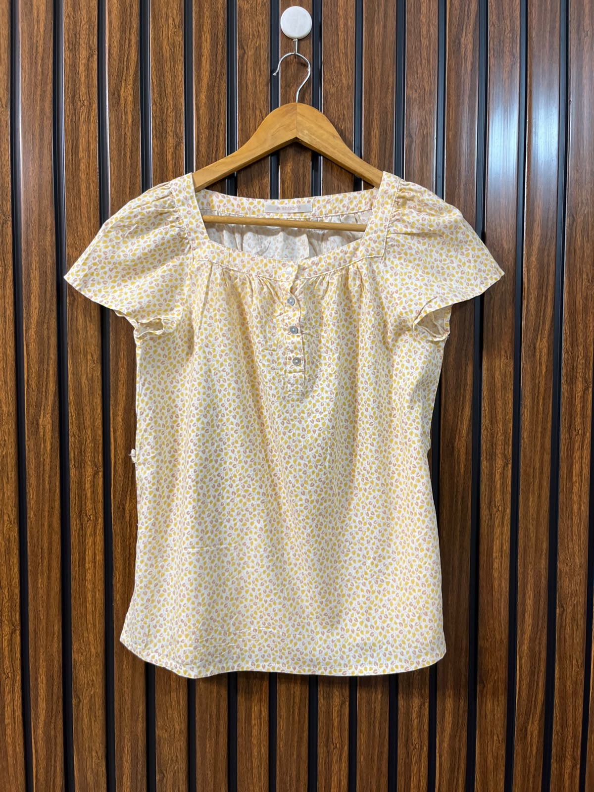 Chest 18  Lenght 23  Fabric cotton Women's Trendy Half Sleeve Top