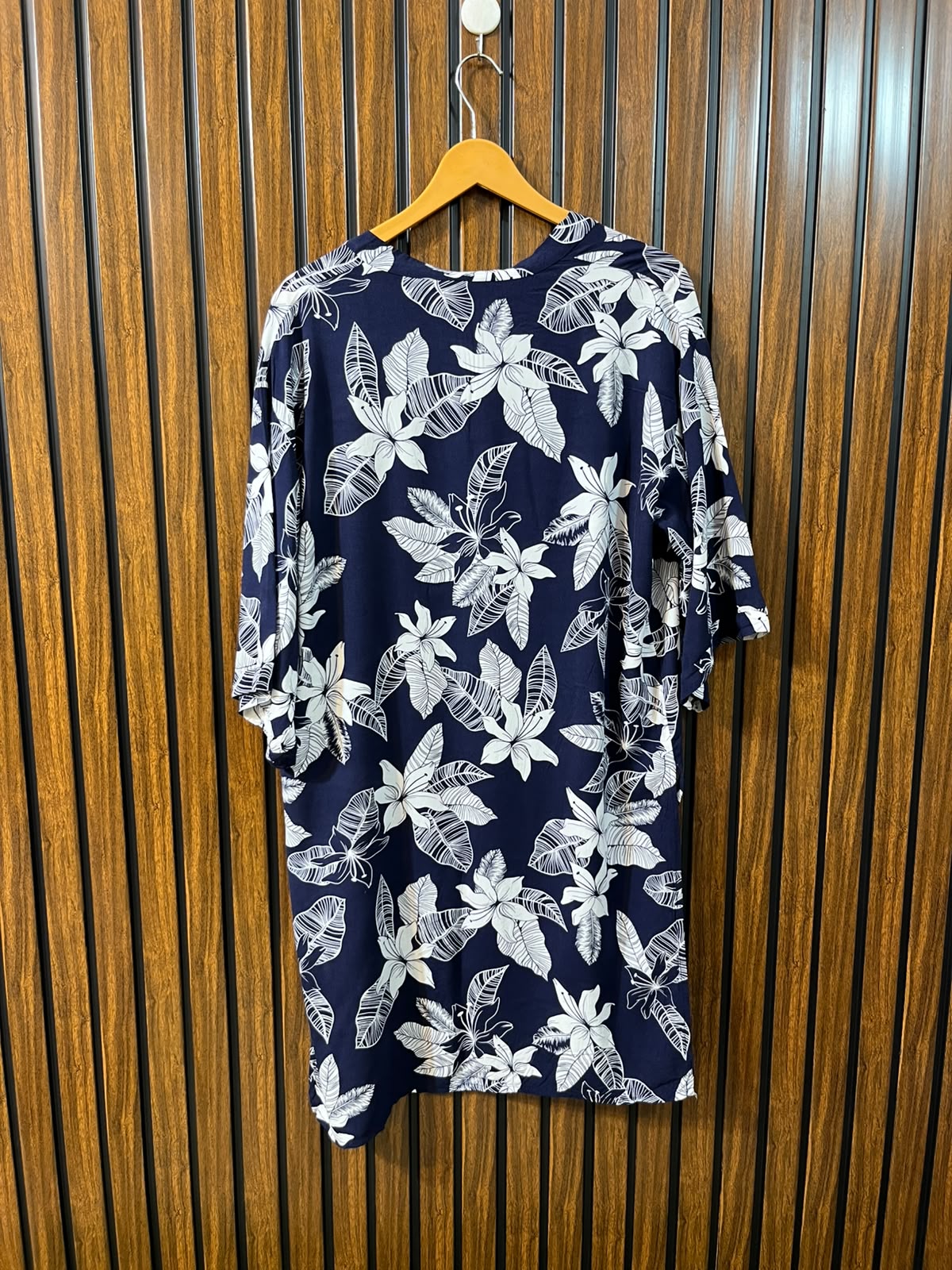 Chest medium  Lenght 37  Fabric linen Women's Half Sleeve Smart Top