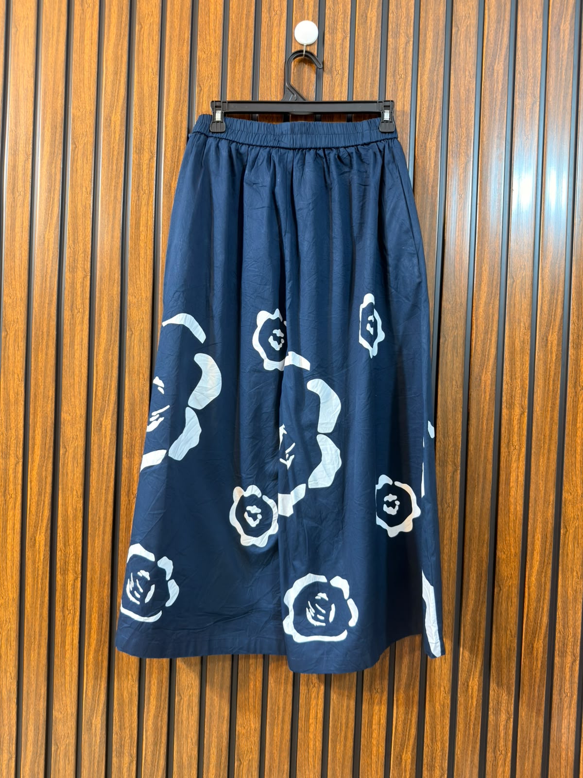 Waist 30  Length 32  Fabric Cotton Women’s Classic Branded Trouser